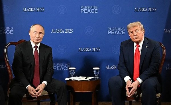 Zirveden çıkan 5 sonuç! Dünya basını Trump-Putin görüşmesini böyle gördü
